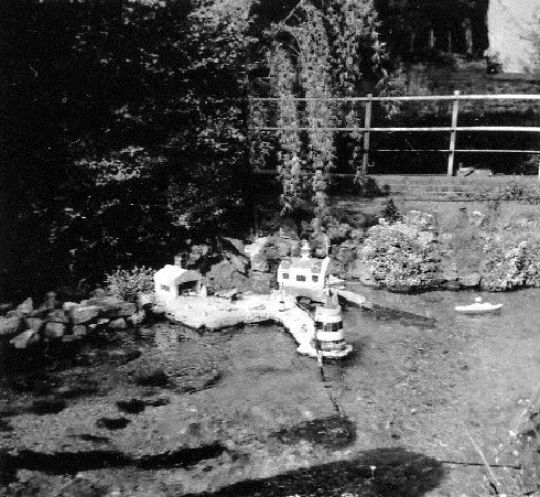 14.Riverside Cottage