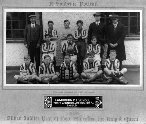 15.schoolfootballteam
